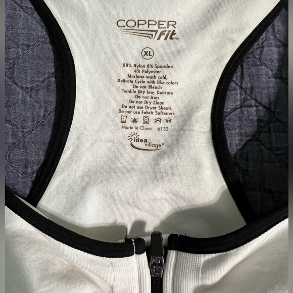 Bundle of 2 extra support sports bras - Picture 6 of 6